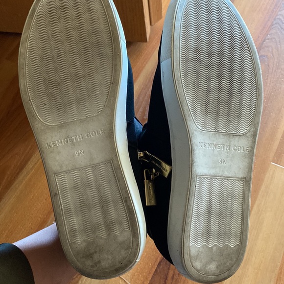 Kenneth Cole woman boots size 9. - Picture 4 of 4